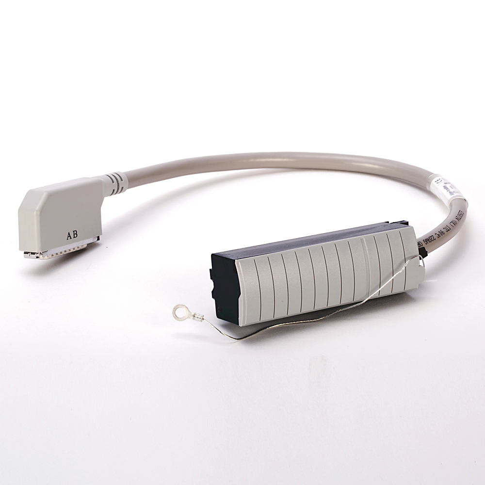 Allen-Bradley Allen-Bradley 1492-CONACAB005D Pre-wired PLC Conversion Cable