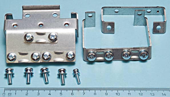 ABB ABB 3AUA0000030801 R0-R1-R2 clamp kit IP21; gland plate, steel
