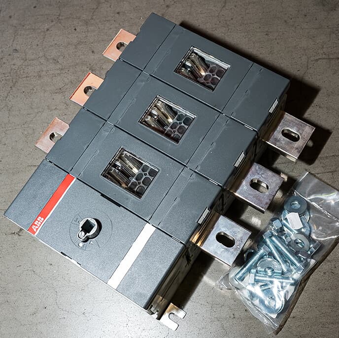 ABB ABB 3AXD50000000966 Disconnector