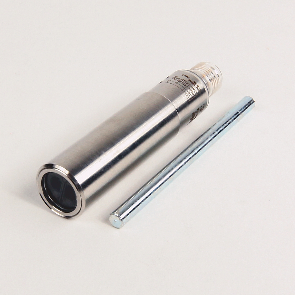Allen-Bradley Allen-Bradley 42CSS-D2MPA1-D4 Cylindrical Style Photoelectric Sensor