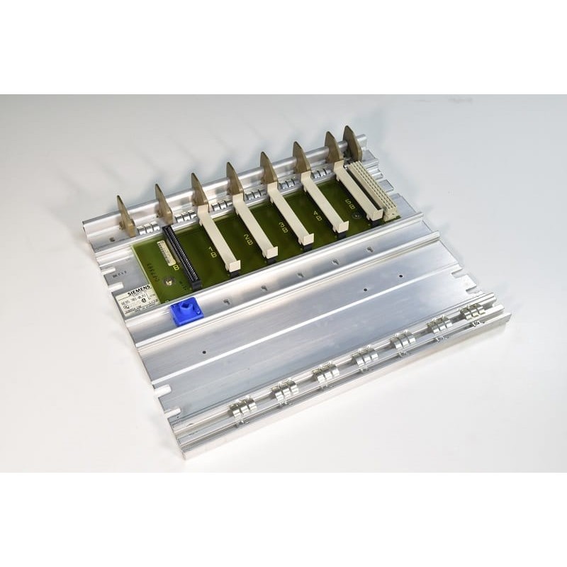 Siemens Siemens 6ES5701-0LA11 – SIMATIC S5 legacy rack, cable, connector or installation accessory