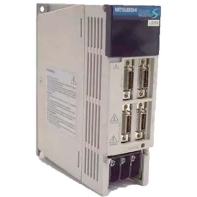 Mitsubishi Electric Mitsubishi Electric MR-J2S-700CP MELSERVO amplifier, cable or system accessory