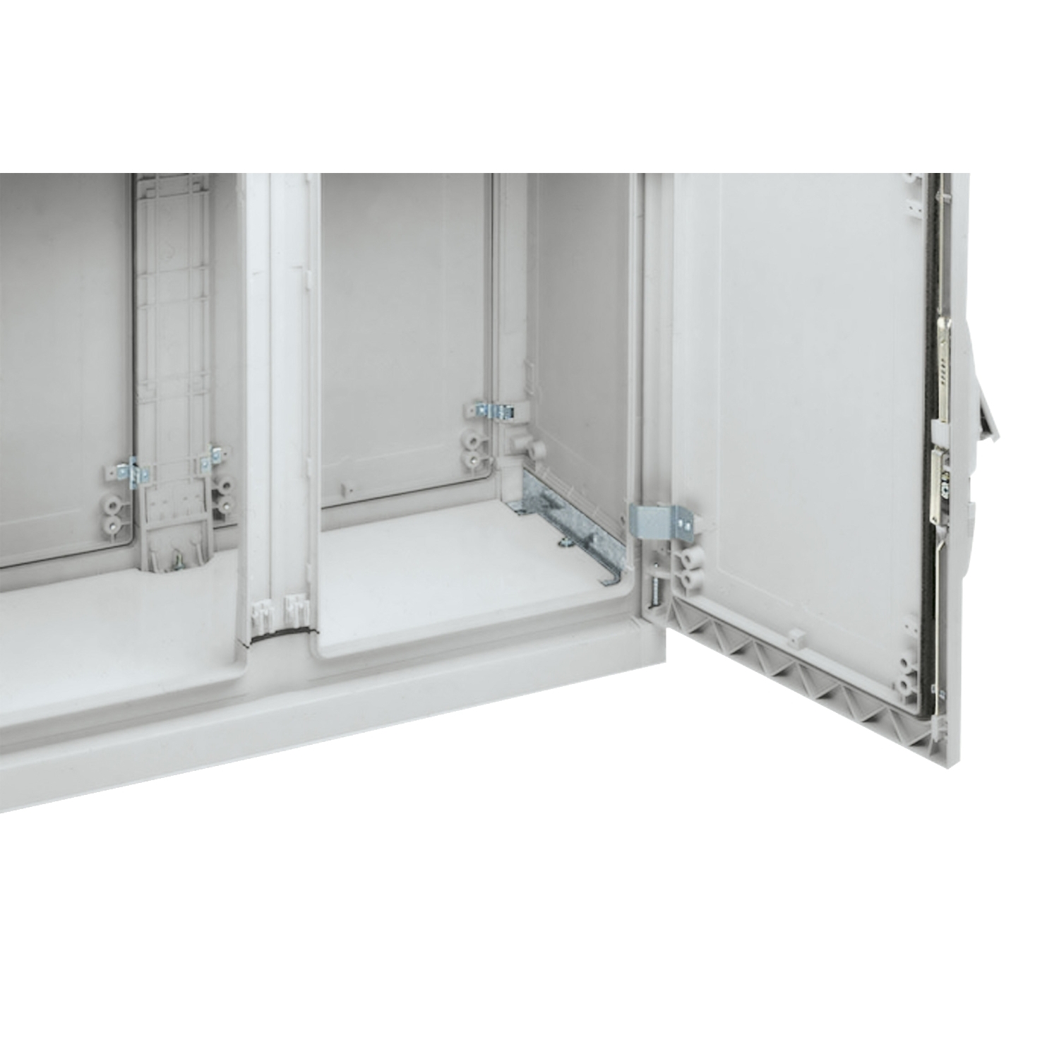 Schneider Electric Schneider Electric NSYECPLAZ103G – Polyester cable-entry plate for vers.PLAZ or PLAZT W1000xD320 mm