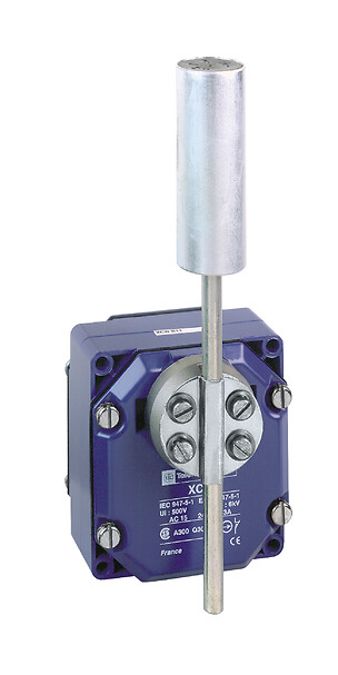 Schneider Electric Schneider Electric XCRT115 – Limit switch, Limit switches XC Standard, XCRT, metal enclosure zinc plated steel roller with lever, 2C/O